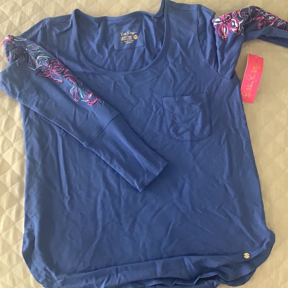 Top - Picture 2 of 5